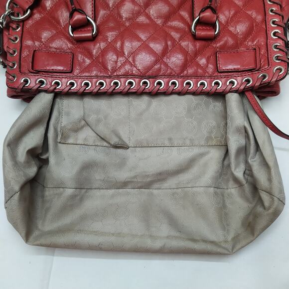 Michael Kors Hippie Grommet Hamilton Red Quilted Leather Large Tote Bag - Picture 14 of 16